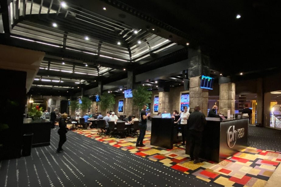 PokerStreet UK Advanced Poker Tips For Expertise And Success